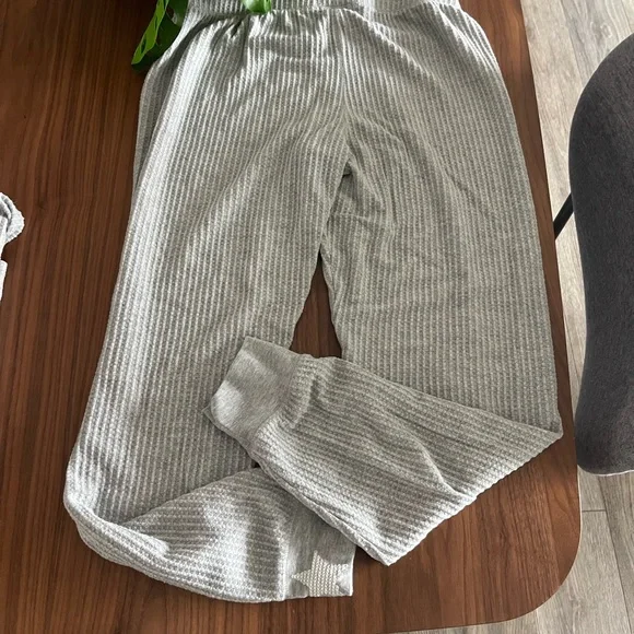 Gray Ribbed Henley Pajama Set - Picture 3 of 6